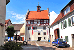Ifflinger Schloss am Donauradweg